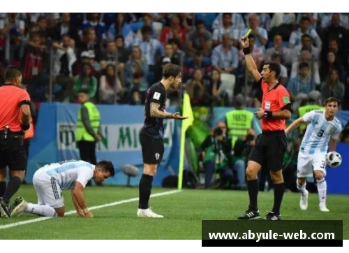 竞技场上的主角：球员与裁判